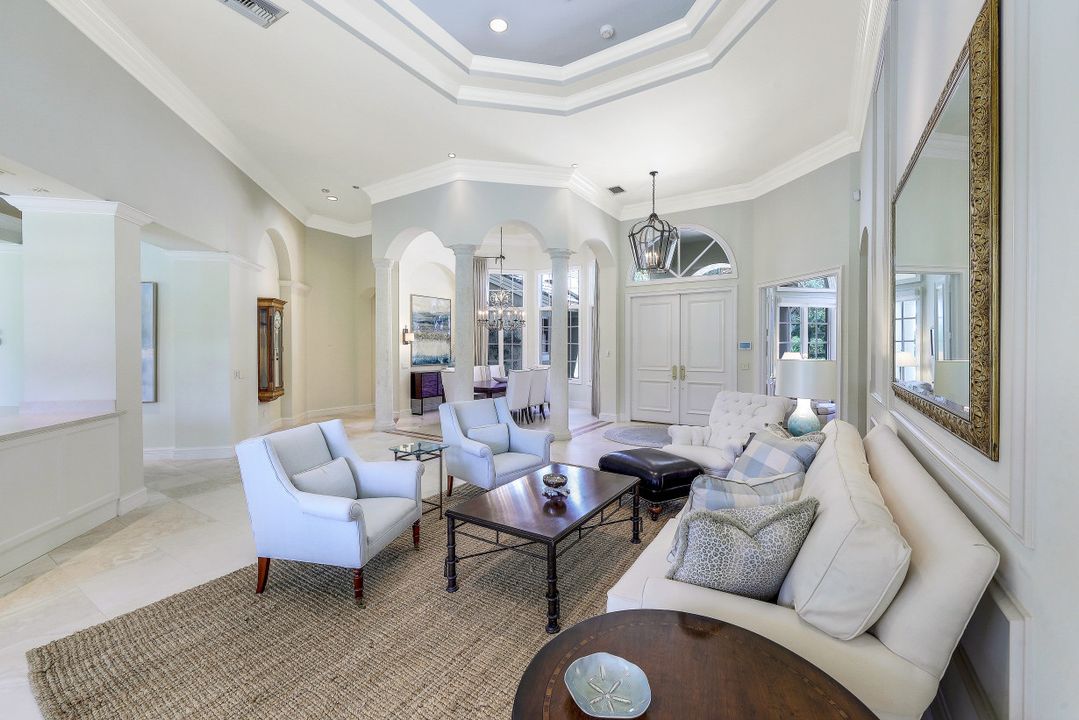 12627 Collier's Reserve Dr, Naples, FL 34110