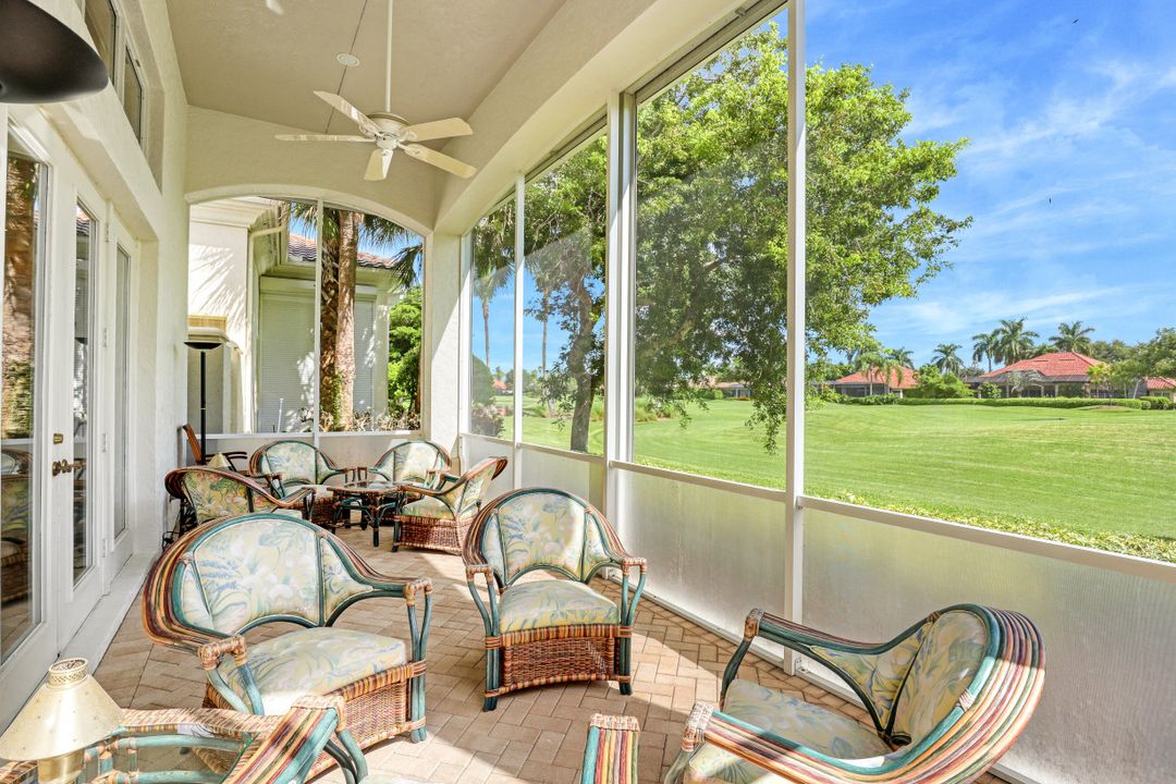 1064 Grand Isle Dr, Naples, FL 34108