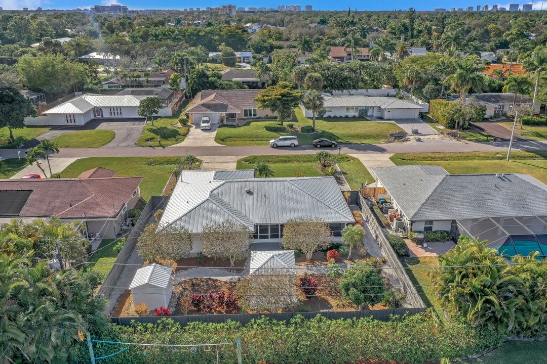 128 Coral Vine Dr, Naples, FL 34110