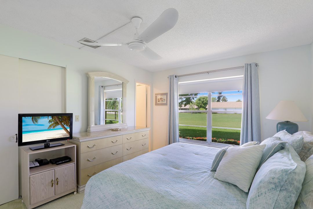 1017 Forest Lakes Dr, Naples, FL 34105