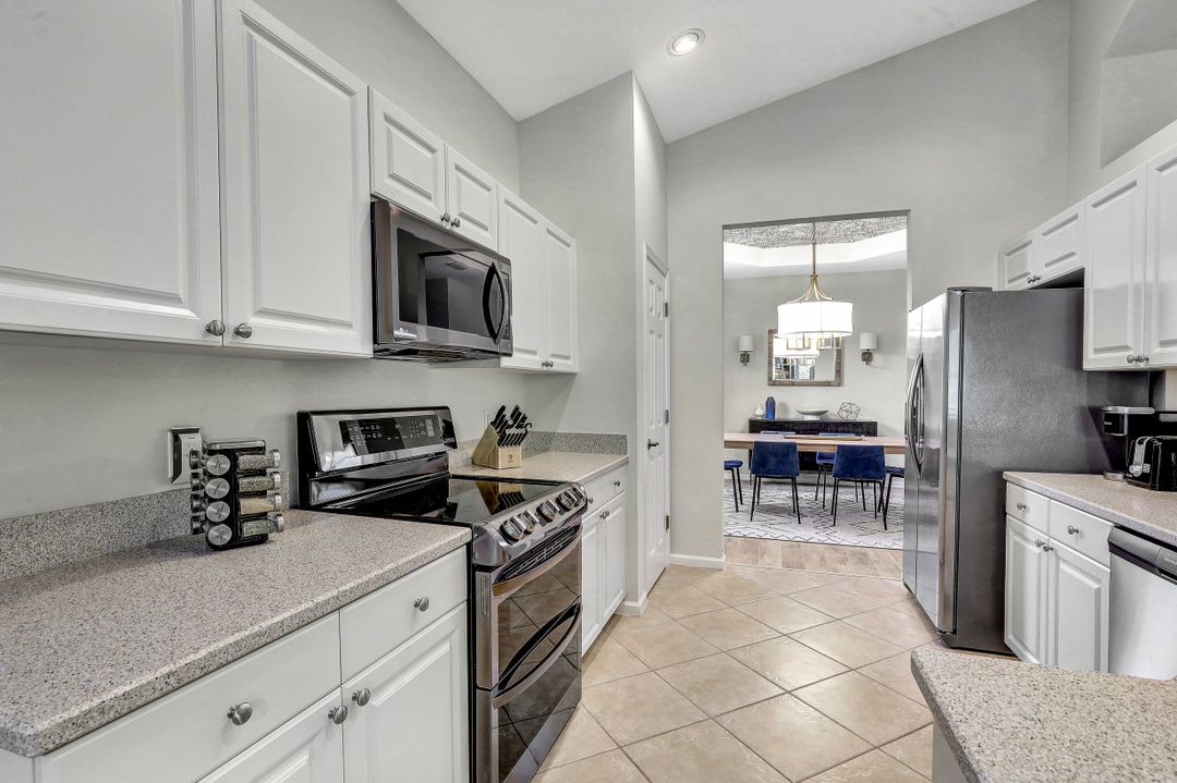 10482 Autumn Breeze Dr #202, Bonita Springs, FL 34135