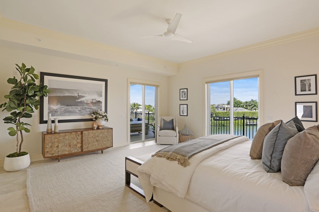 1400 Gulf Shore Blvd N #312, Naples, FL 34102