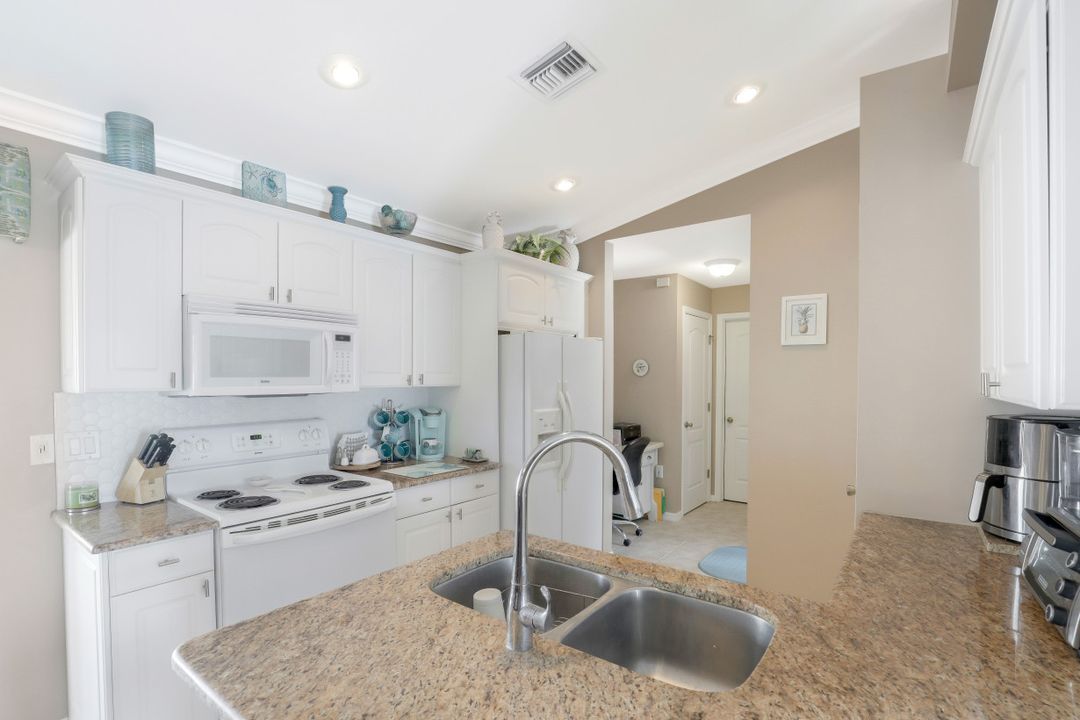 11588 Forest Mere Dr, Bonita Springs, FL 34135