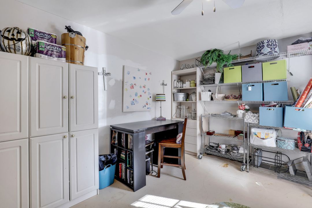 9245 The Ln, Naples, FL 34109