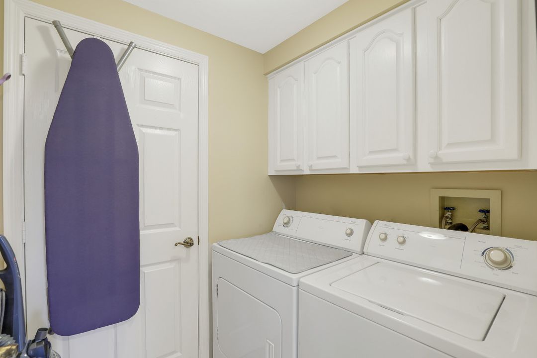 13105 Vanderbilt Dr #408, Naples, FL 34110