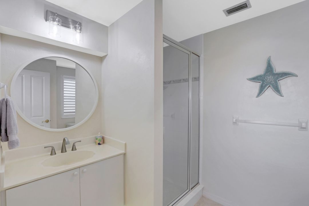 450 Spinnaker Dr, Marco Island, FL 34145