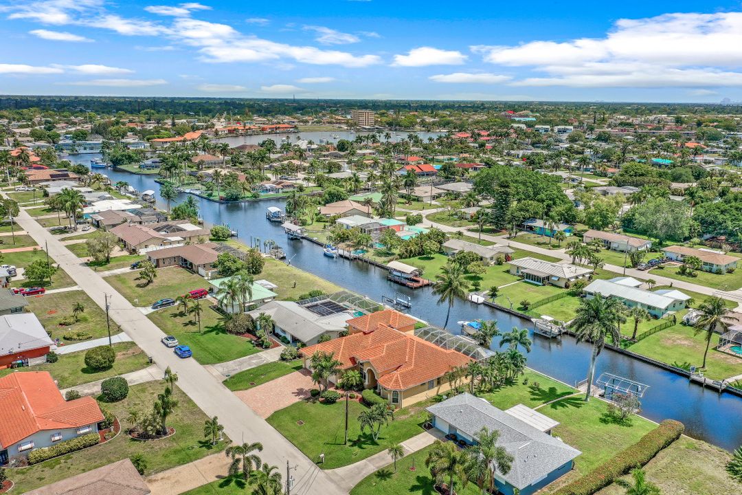 5267 Tiffany Ct, Cape Coral, FL 33904