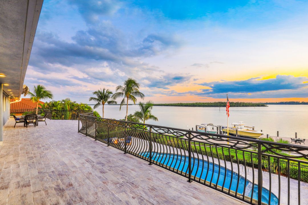 1461 Caxambas Ct, Marco Island, FL 34145