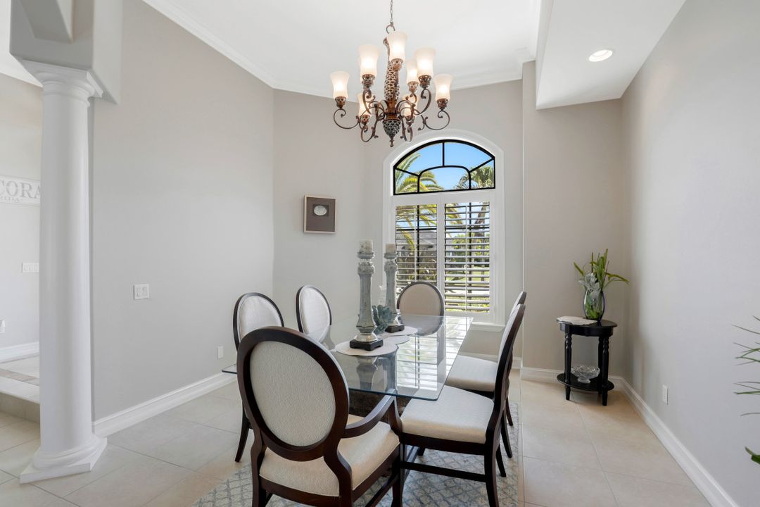 2227 SW 54th Ln, Cape Coral, FL 33914