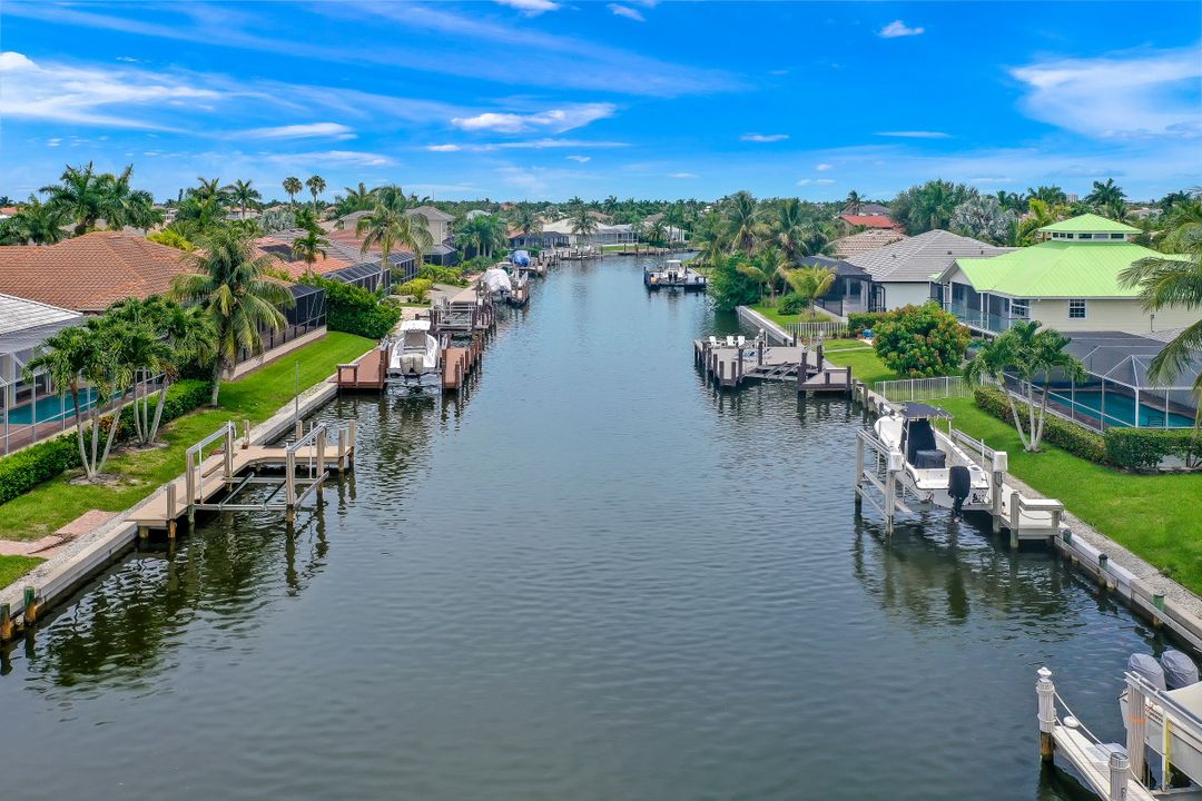 370 Capistrano Ct, Marco Island, FL 34145