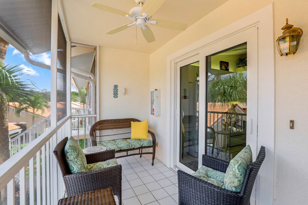 2305 Hidden Lake Dr #4, Naples, FL 34112