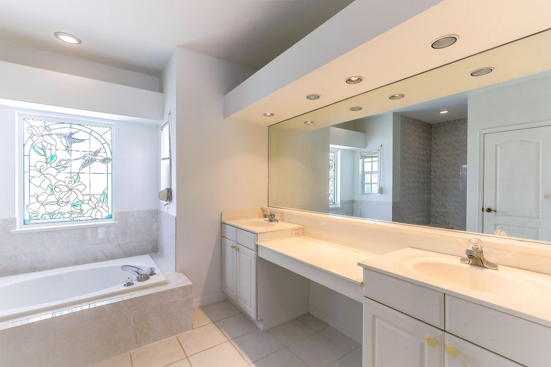 28070 Winthrop Cir, Bonita Springs, FL 34134