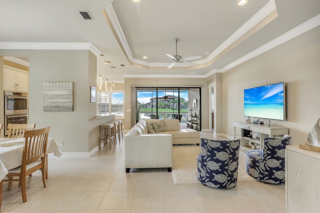 11516 Stonecreek Cir, Fort Myers, FL 33913