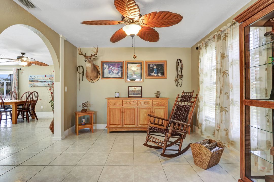 1708 Savona Pkwy, Cape Coral, FL 33904