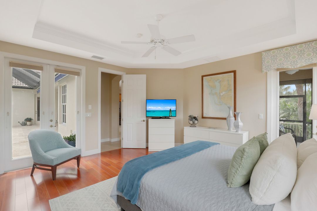 8902 Dartmoor Way, Fort Myers, FL 33908