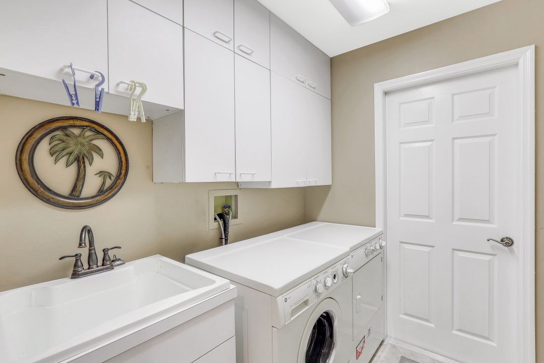 13450 Bridgeford Ave, Bonita Springs, FL 34135