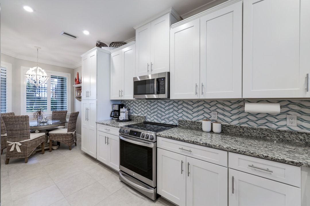 9393 Pocida Ct #102, Naples, FL 34119