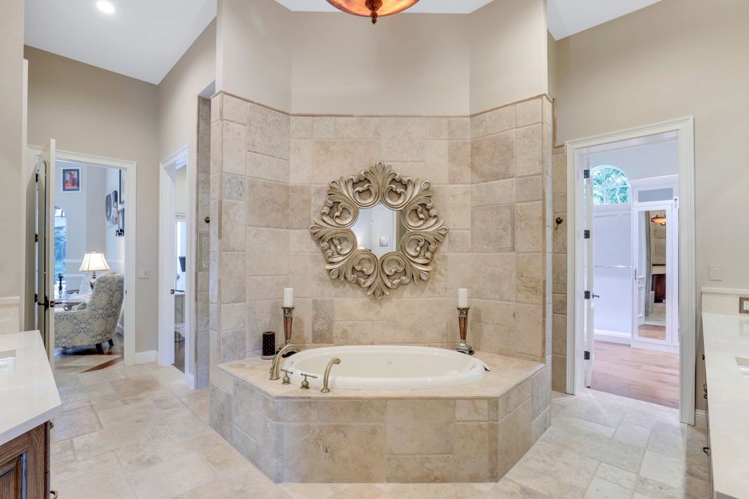 3661 Bay Creek Dr, Bonita Springs, FL 34134