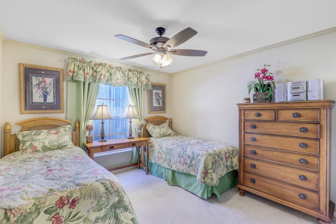 122 Quail Forest Blvd #11, Naples, FL 34105