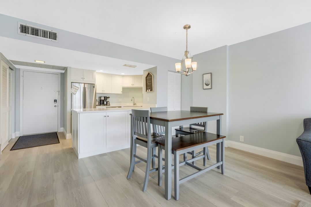 5 Bluebill Ave #210, Naples, FL 34108