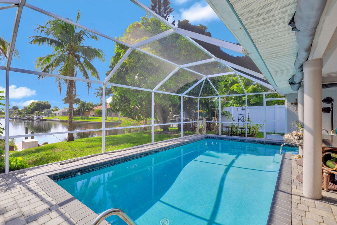 3817 SW 2nd Ave, Cape Coral, FL 33914