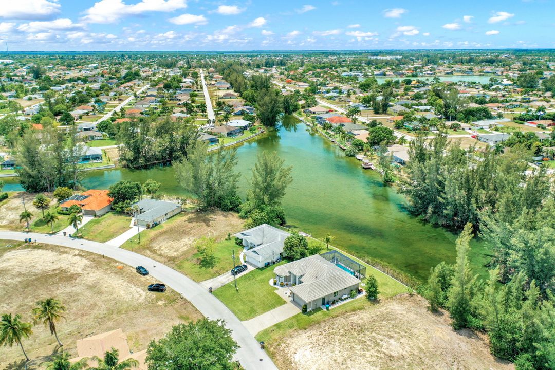 937 SW 28th Terrace, Cape Coral, FL 33914