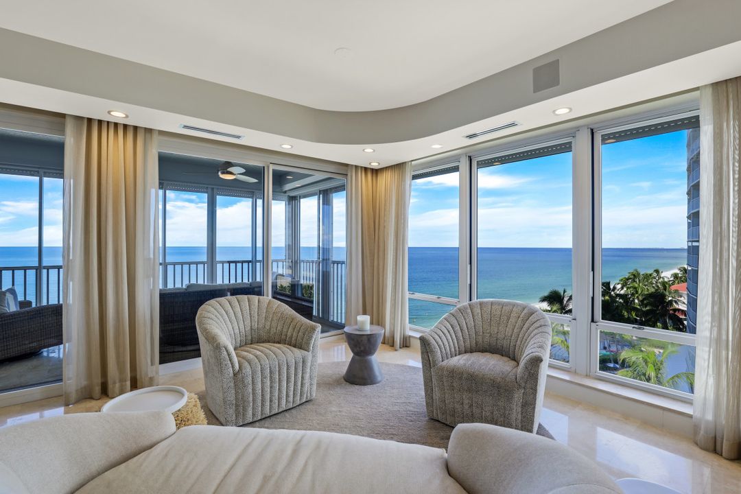 9811 Gulf Shore Dr, Naples, FL 34108