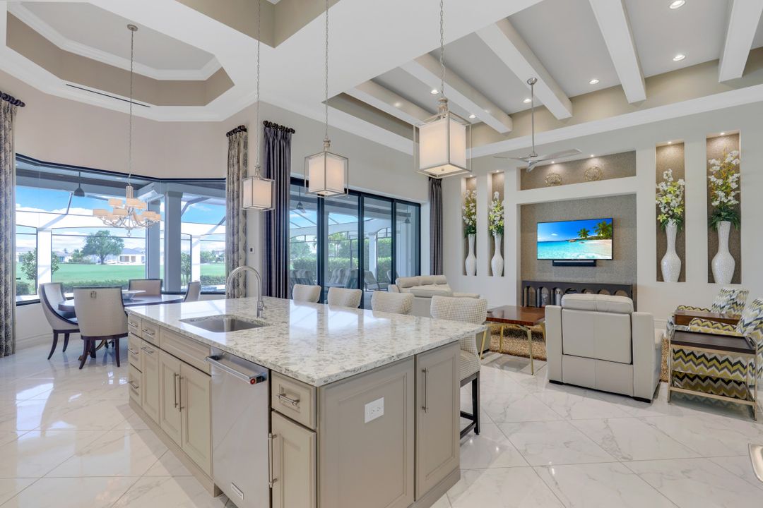 16459 Seneca Way, Naples, FL 34110