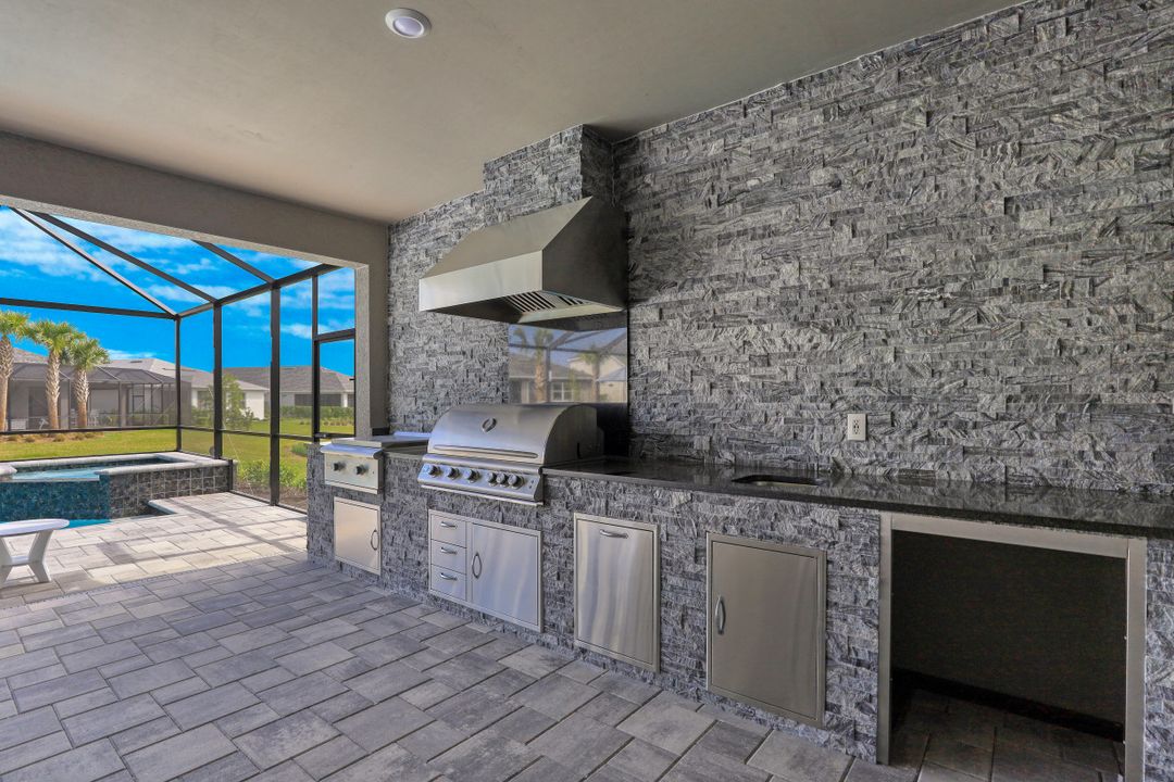 16152 Pawpaw Ct, Punta Gorda, FL 33982