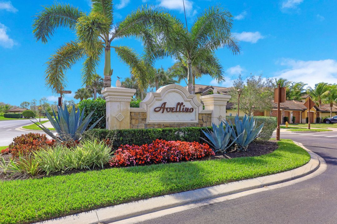 9533 Avellino Wy #2916, Naples, FL 34113