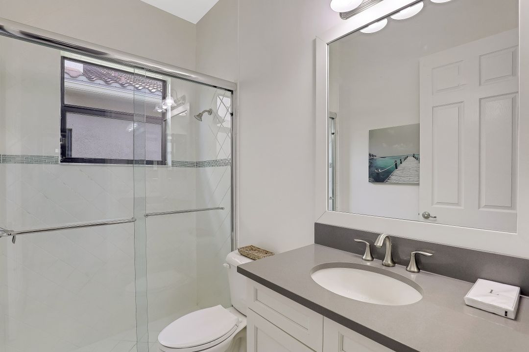 13824 Luna Dr, Naples, FL 34109