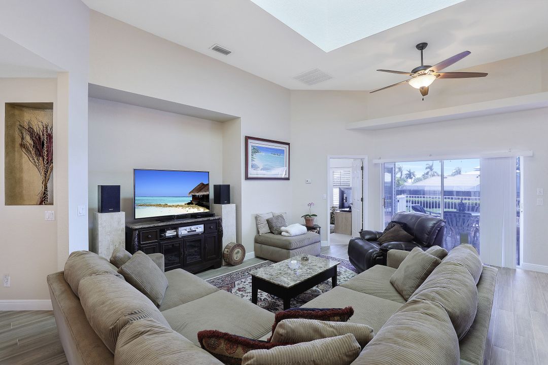 1218 Treasure Ct, Marco Island, FL 34145