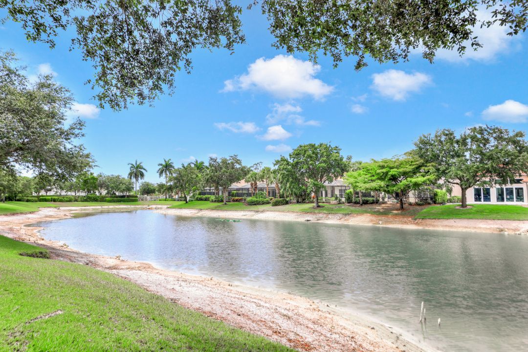 12836 Brynwood Way, Naples, FL 34105