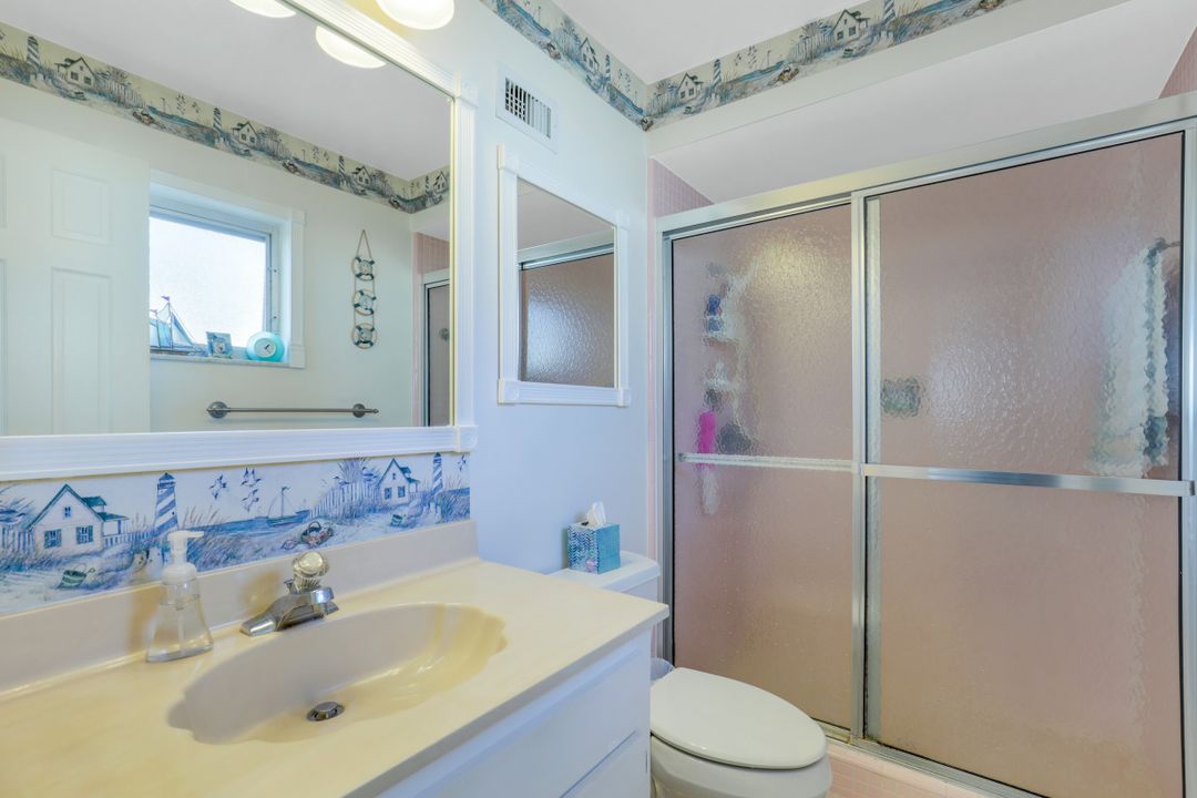 4933 SW 11th Ct, Cape Coral, FL 33914