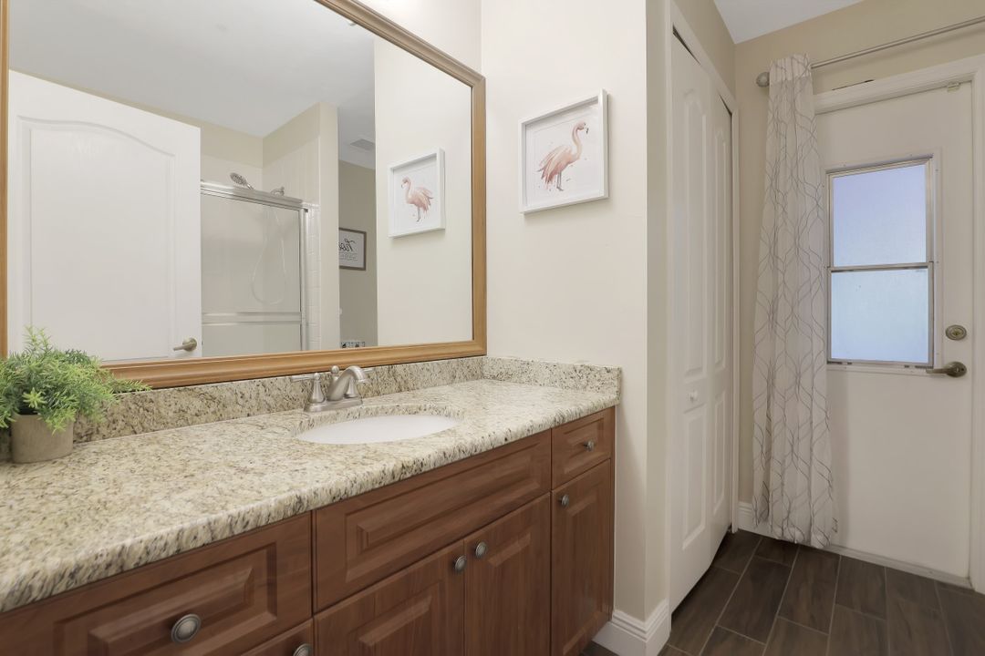 6665 Dabney St, Fort Myers, FL 33966