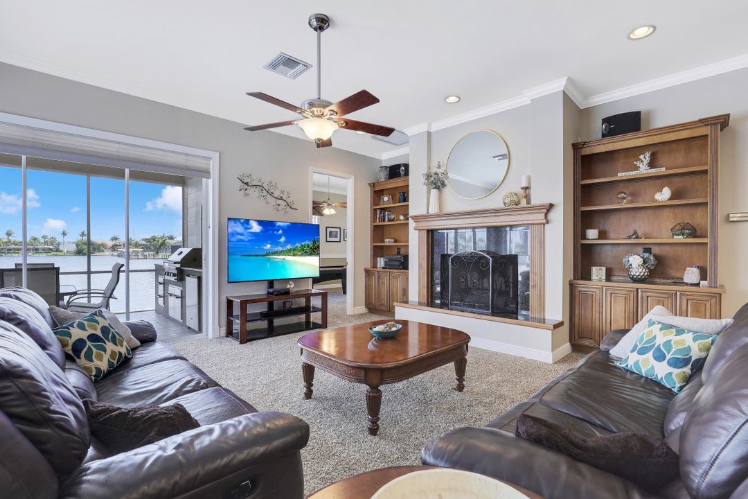 411 SW 49th Ln, Cape Coral, FL 33914