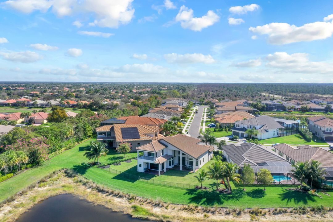 4553 Azalea Dr, Naples, FL 34119