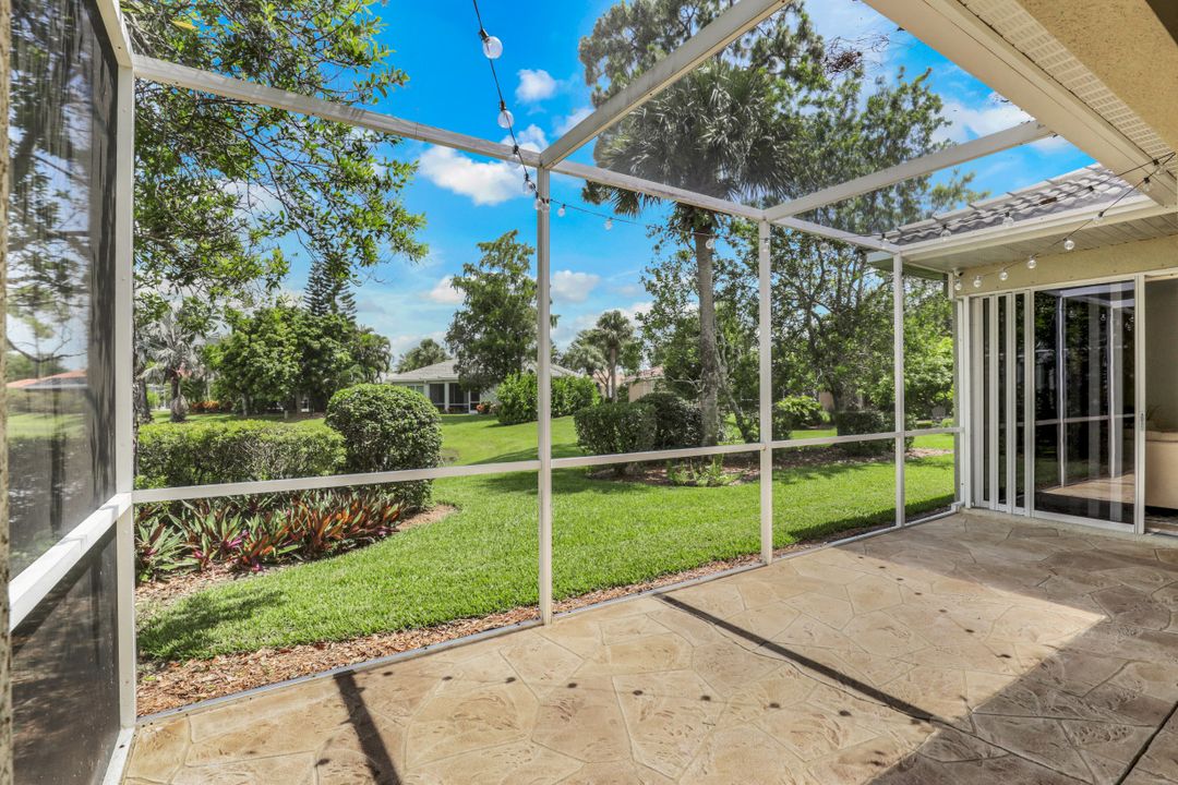 3738 Recreation Ln, Naples, FL 34116