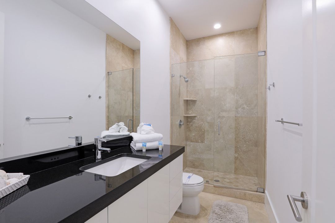 480 Parkhouse Ct, Marco Island, FL 34145