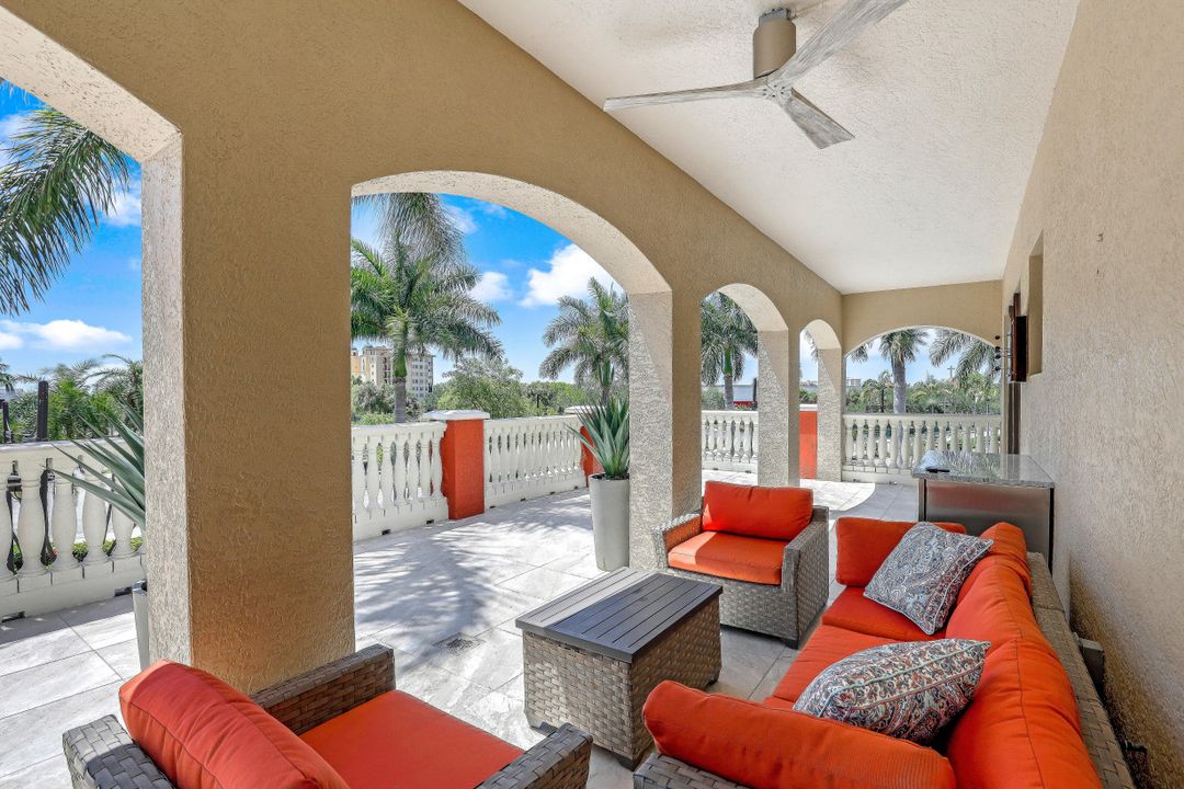 740 N Collier Blvd Unit 209 #209, Marco Island, FL 34145