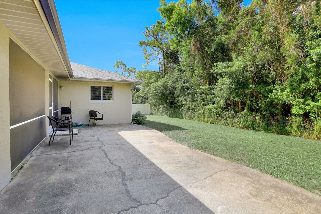 6665 Dabney St, Fort Myers, FL 33966