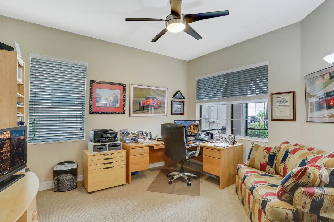 11222 Yellow Poplar Dr, Fort Myers, FL 33913