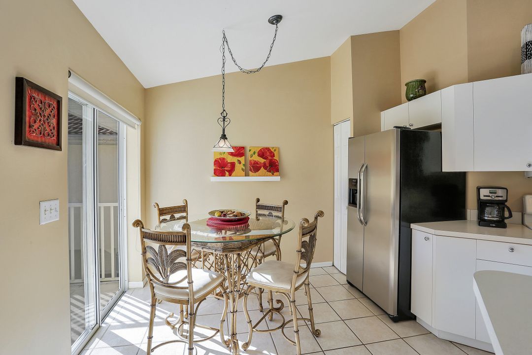 5100 Cedar Springs Dr #204, Naples, FL 34110