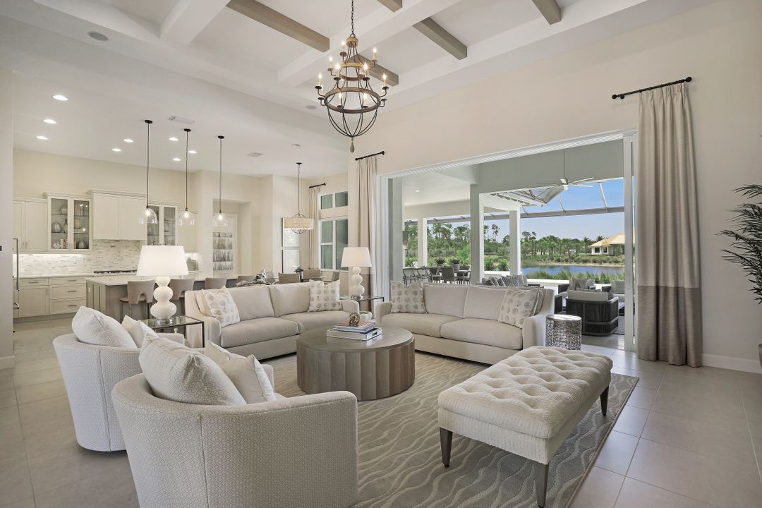 6035 Plana Cays Dr, Naples, FL 34113