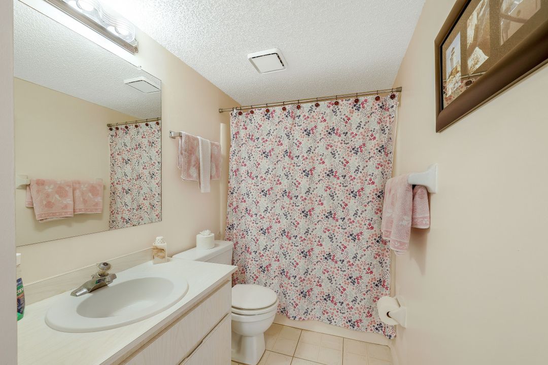 4021 SE 19th Ave #201, Cape Coral, FL 33904