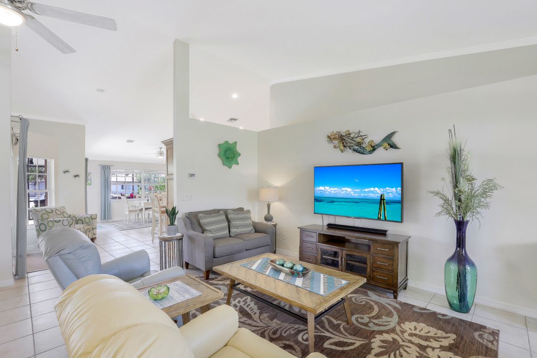 171 Shorecrest Ct, Marco Island, FL 34145