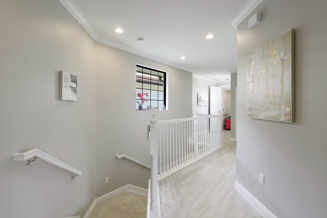 2181 Frangipani Cir  #201, Naples, FL 34120