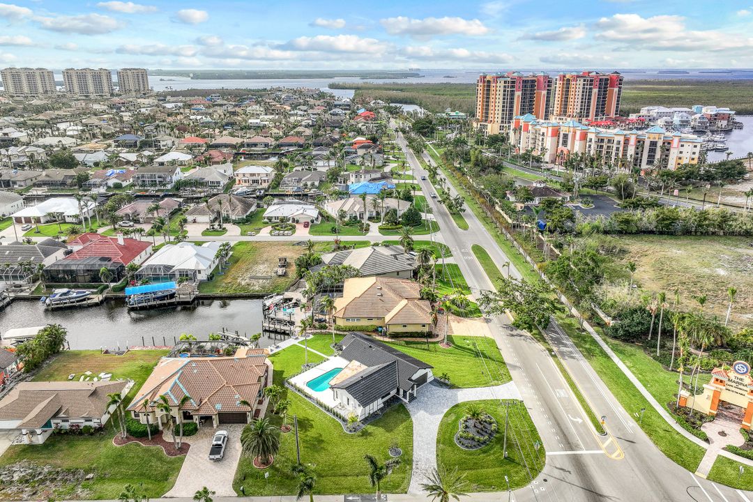 5501 Chiquita Blvd S, Cape Coral, FL 33914