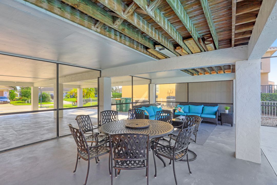 1672 Barbarosa Ct, Marco Island, FL 34145