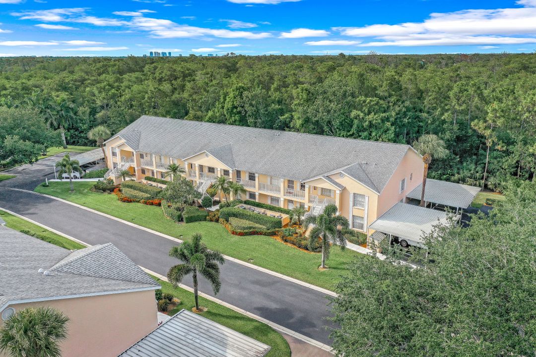 773 Wiggins Lake Dr #204, Naples, FL 34110